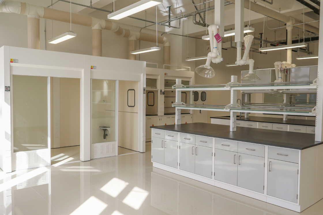 All-steel walk-in ventilation cabinet